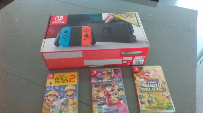 Je vends ma nintendo switch avec 3 jeux