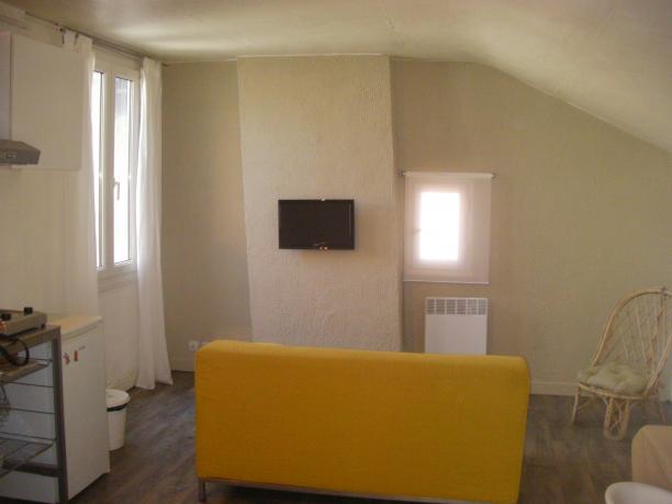 Montpellier - T2 Ecusson hyper cntre ville