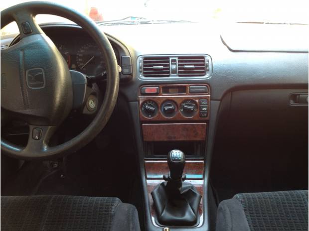HONDA accord 1.8 ils + honda accord 1,8 i de 1996