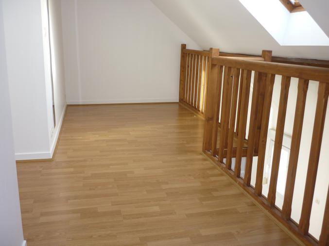 Appartement F2/F3 triplex mezzanine + parking