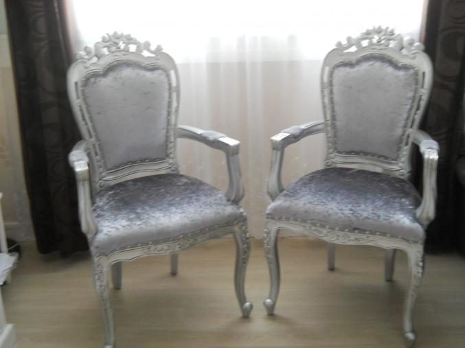 Fauteuil pour Henné.