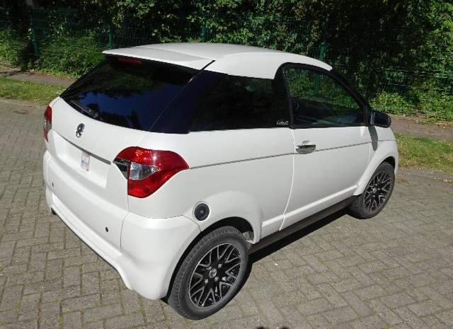 Aixam crossline blanc 