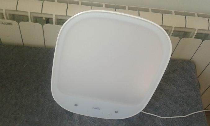 LAMPE LUMINOTHERAPIE PHILIPS 60 euros