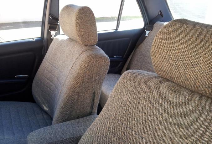 Mercedes-Benz 300 300D W123