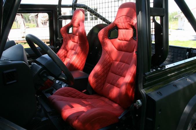 Land Rover Defender 90 td5 122 crew cabine e