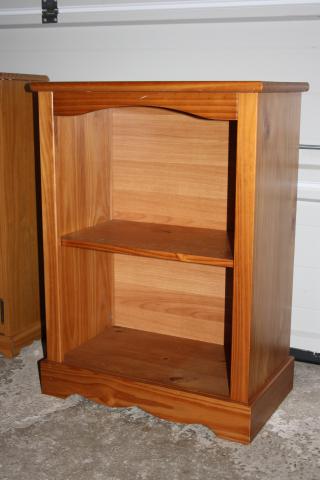 Petite console en pin