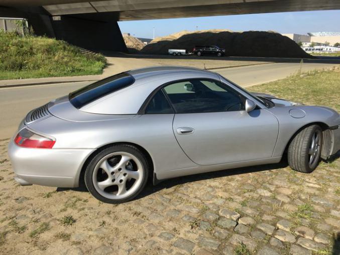 Porsche - 911 Cabriolet - 2000