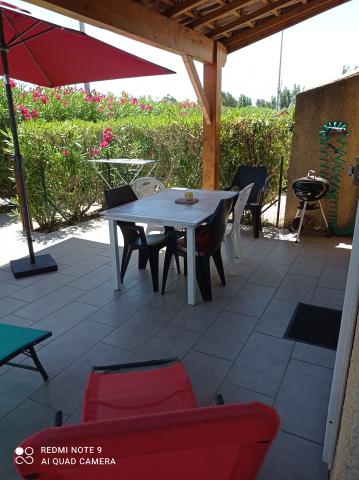 Pavillon climatisé terrasse piscine parking gratuit