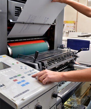 RECHERCHE  CONTRAT APPRENTISSAGE  DANS L IMPRIMERIE 