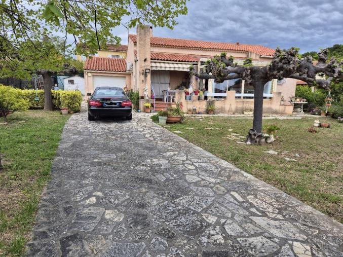 MAISON PP 84m VERANDA 16, garage 25m sur 780m²