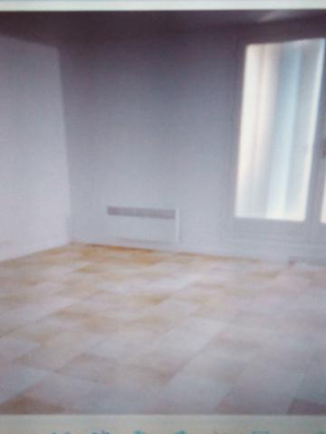 À louer studio centre ville de Damville eure