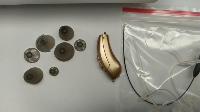 Appareil auditif 6 canaux avec réducteur de bruits parasites + piles