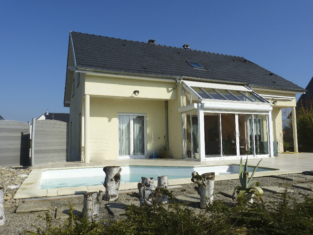 Maison d'Architecte de 2004 avec piscine 185m2 T7 sur 700m2