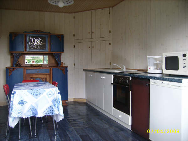 ENTRE DINARD ET DINAN, maison en bois 50 m2