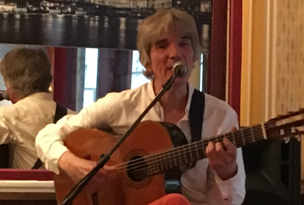 Cours de guitare, jazz, bossa, harmonie, improvisation