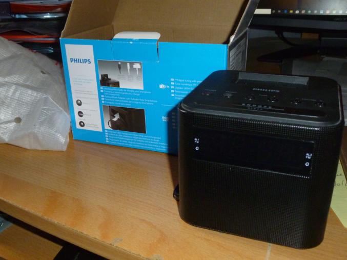 RADIO REVEIL PHILIPS