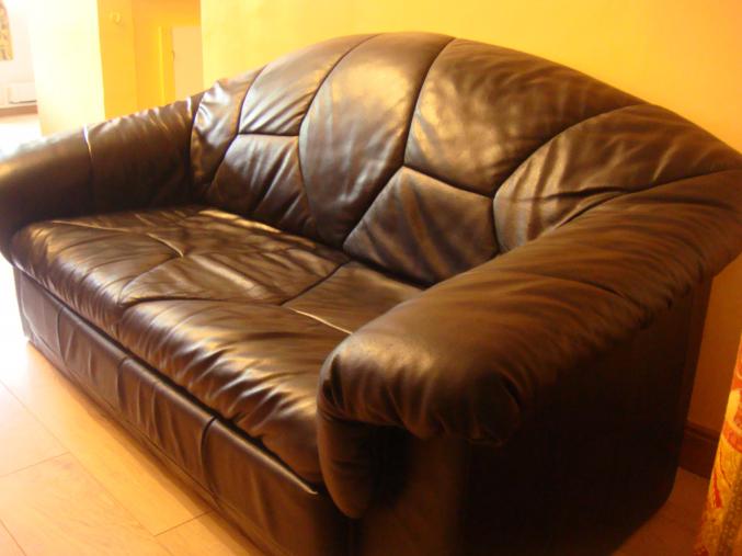 Canapé en skai couleur noire