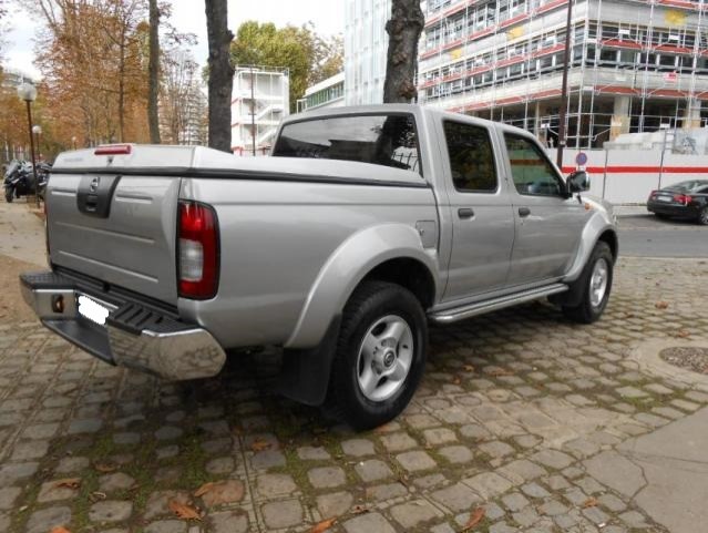 Nissan Pick Up (2) 2.5 tdi 4x4 double cabine 4p