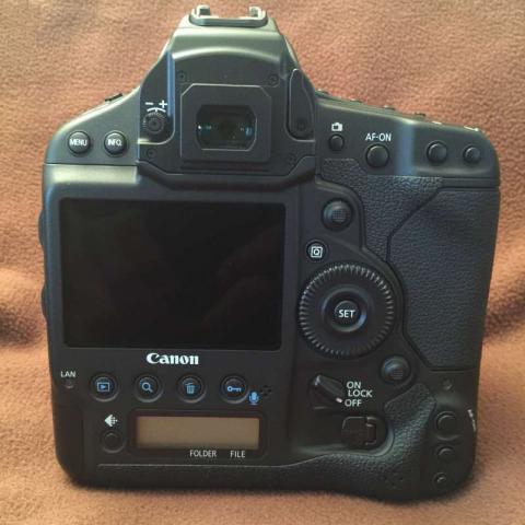 Boitier CANON 1DX PRO COMME NEUF