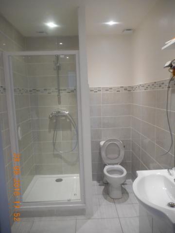 Maison mitoyenne entière