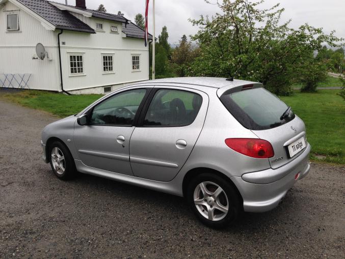 Peugeot 206