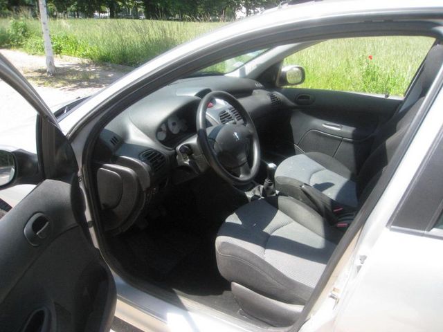Peugeot 206 (2) 2.0 hdi style 5p