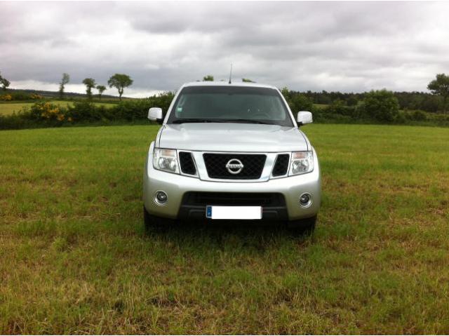 Nissan Navara double-cab 2.5 dci 190 4x4