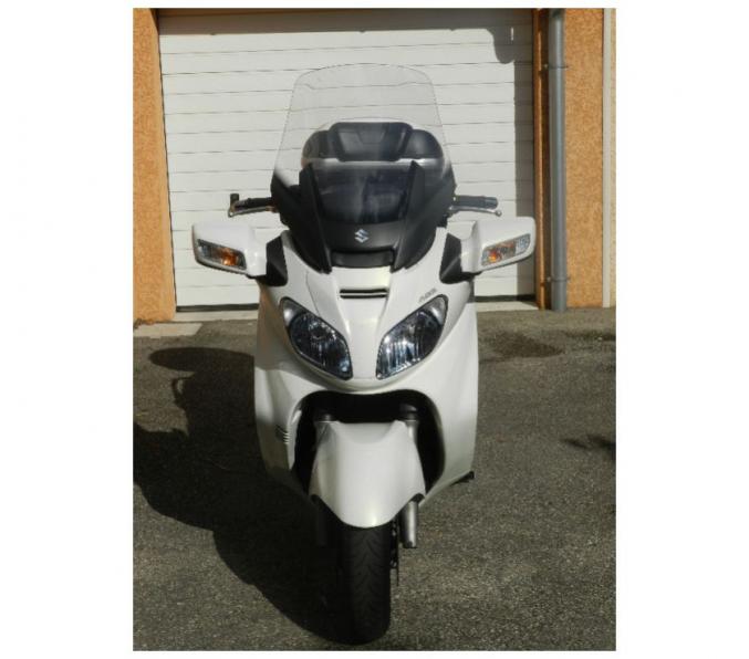 SUZUKI BURGMAN 650 EXECUTIVE ABS