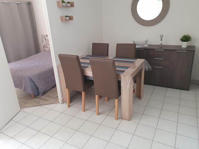 Loue appartement saisonnier avec piscines