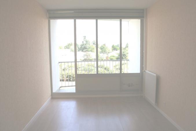 APPARTEMENT T2 DE 50 m2 LOYER 490 E CHARGES COMPRISES