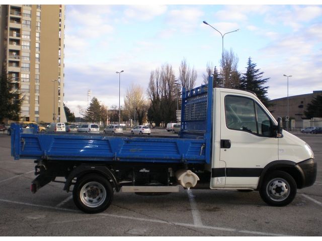 Iveco Daily 35c10 chassis-cabine agile 3t5 3450
