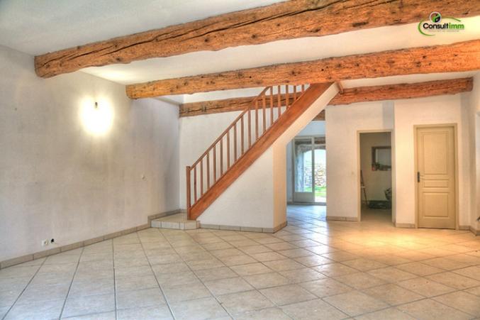 Propriété de 1000 m² à Montbrun-des-Corbières (11)