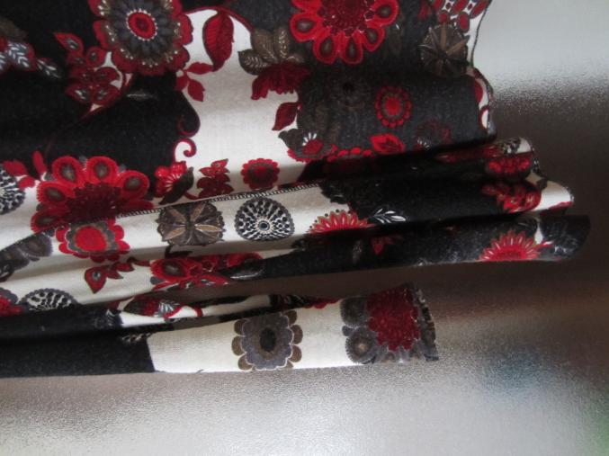 Tunique Toscane (imprimé rouge/noir/blanc)