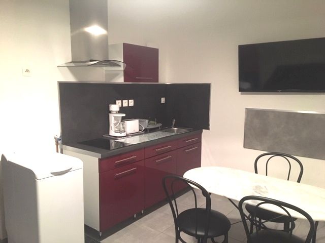 F2 meublé confort ttes charges comprises