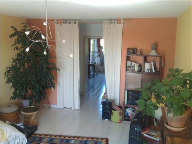 Tres bel appartement a louer sur beziers a 300€