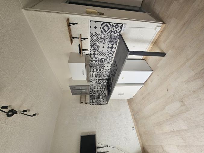 Studio à louer à l'année