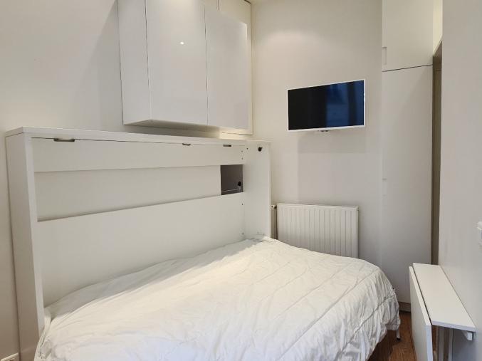 Location Appartement 1 pièce 12 m2 sur PARIS