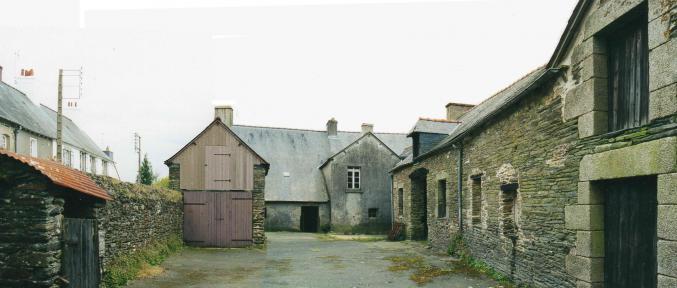 Propriété à rénover à Uzel 22460