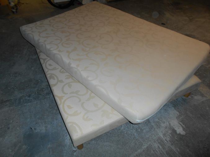 Literie avec matelas BULTEX sommier lattes état NEUF