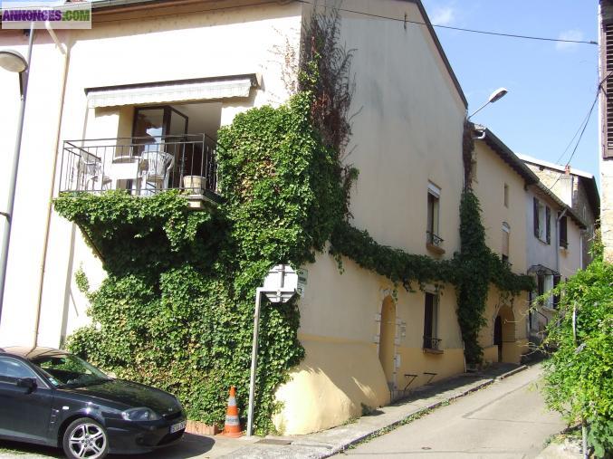 Maison de village a maron