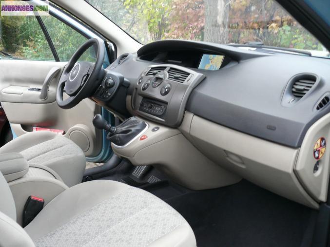 Vends Renault Grand Scenic II DCI 130 cv Carminat