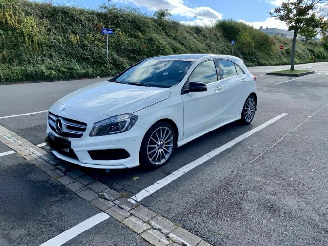 Mercedes-Benz A 220 CDI 7G-DCT AMG Line
