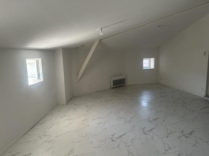 Location T2 à Plats 07300