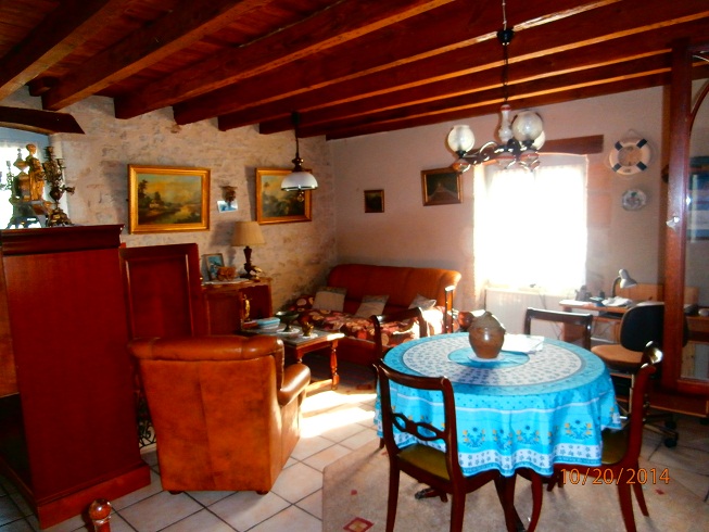 MAISON ECLUSIERE CANAL DE BERRY