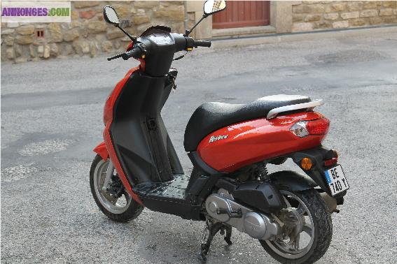 Scooter Peugeot
