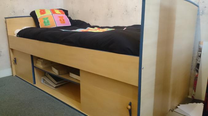 A Saisir D'urgence Lit 90, multiples rangements