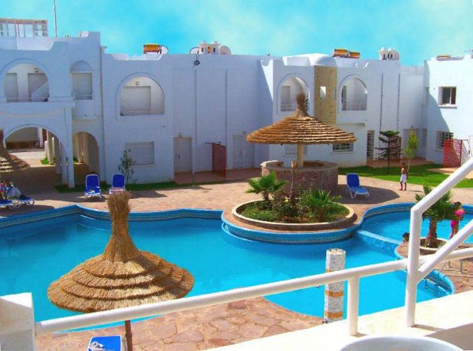 Duplex ds residence balneaire au bord de la mer