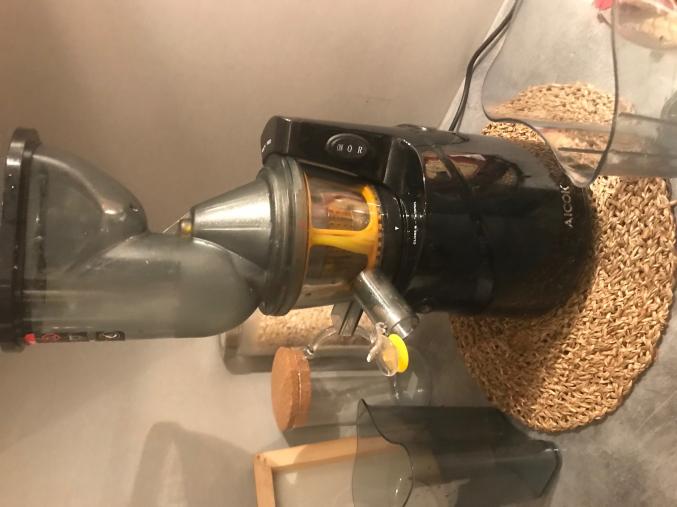 Fini la perte de temps .. Extracteur de Jus Aicock Slow Juicer à Mastication Lente