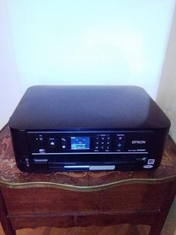 Imprimante Epson avec Cartouches d'encre et câbles