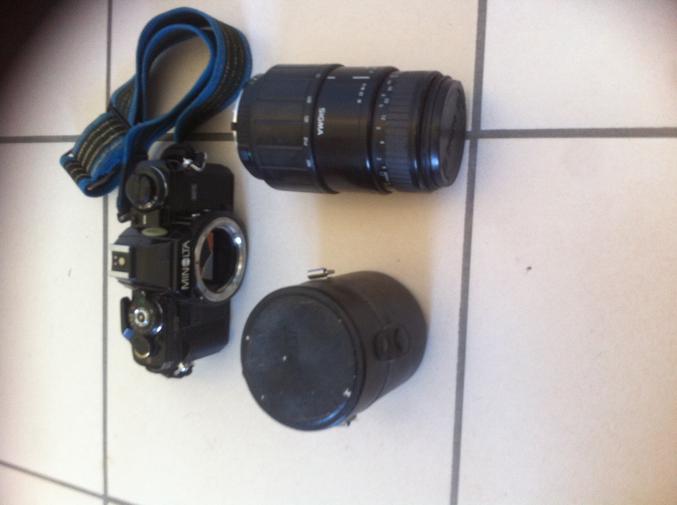 Vend Apareil photo minolta argentique x700